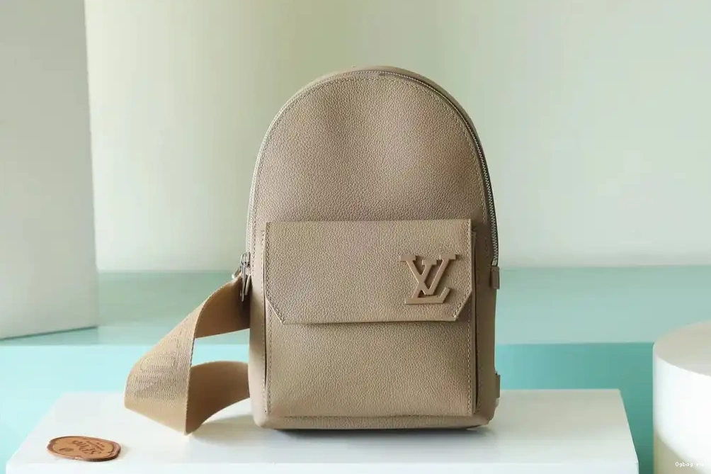 Slingbag Pilot VUITTON LOUIS 0508